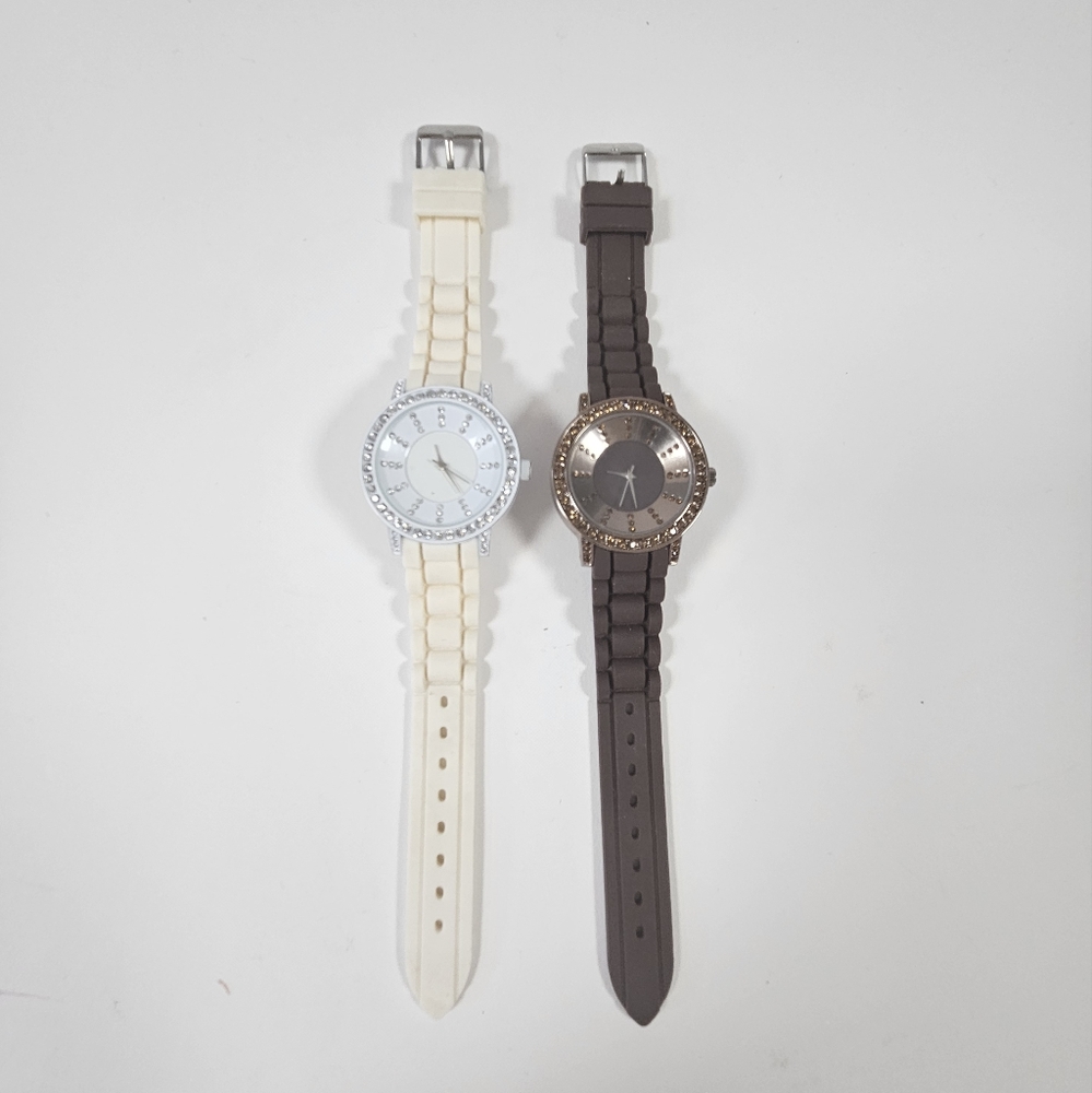 Lot of Two Women's Fashion Watches Unbranded Require New Batteries Untested